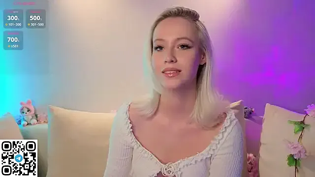 Anadeyaaa on StripChat