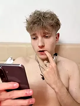 And25bn on StripChat