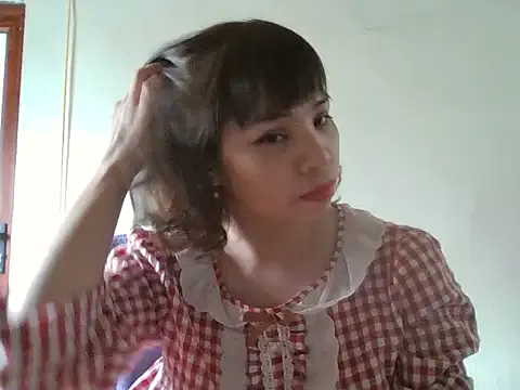 Angela-Eira on StripChat