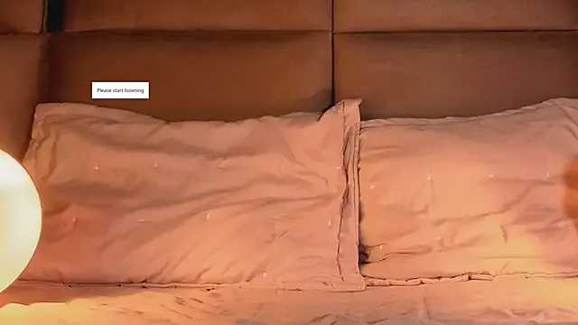 angelinepossy on StripChat