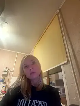 AngelJeni on StripChat