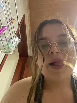 Aphrill on StripChat