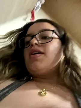 Aphrill on StripChat