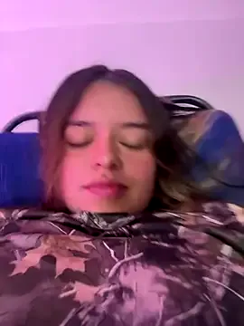 Aphrill on StripChat