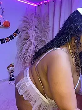 ariadna_cooper on StripChat 