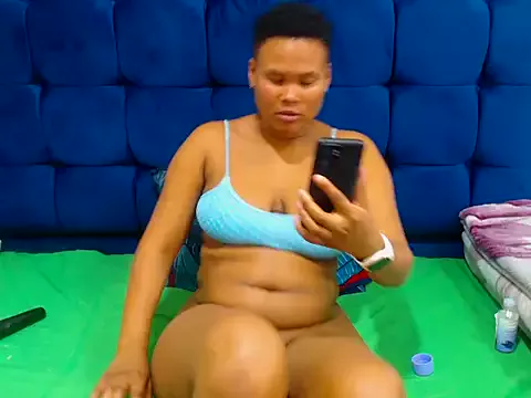 AriesCake on StripChat