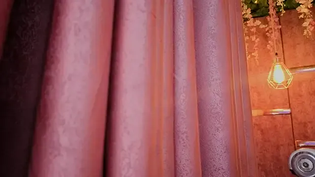 AuroraLanee_ on StripChat