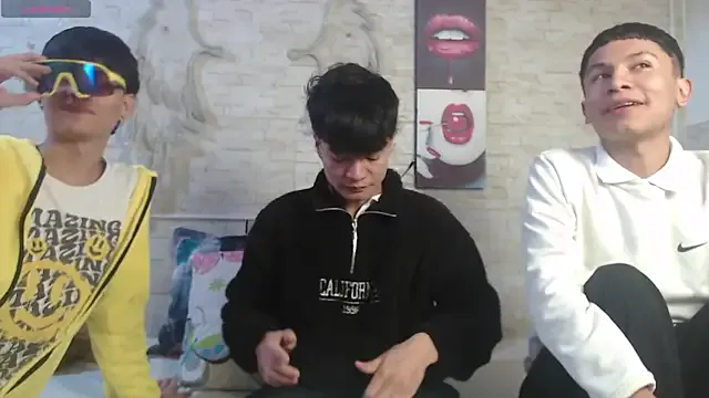 axel_milo_kairo_and_noa on StripChat