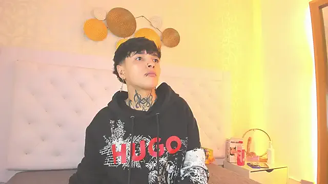 b3k_afrodict on StripChat