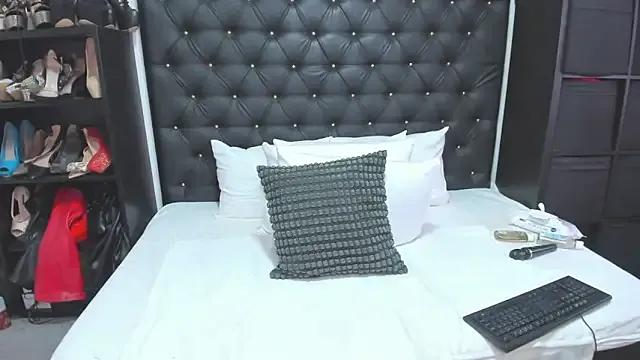 BbwSQUIRTERxx on StripChat 