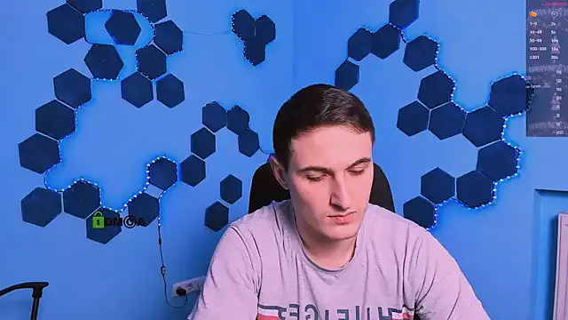 beauty_liam on StripChat