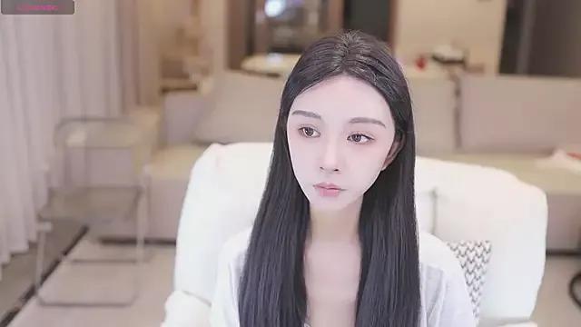 Bella-999 on StripChat 