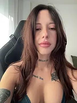 BellaGiaxx — ride dildo + 2 min control last tipper