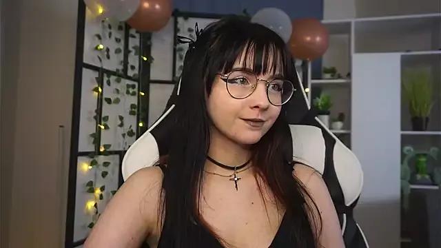 BereniceBattersby on StripChat 