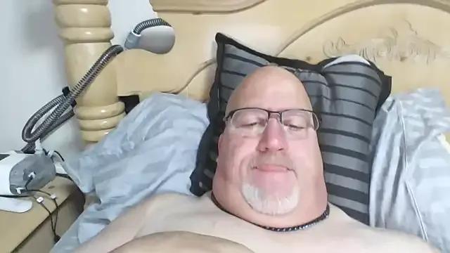 Bigbear0563 — Freechat on StripChat