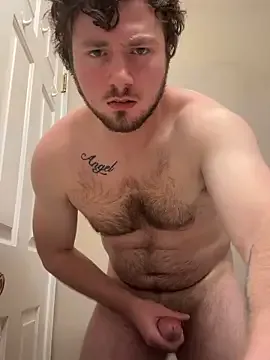 blueeyedman8 on StripChat