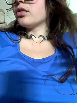 Blulilla69 on StripChat