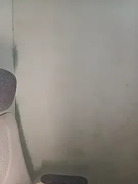 Chall_mee on StripChat