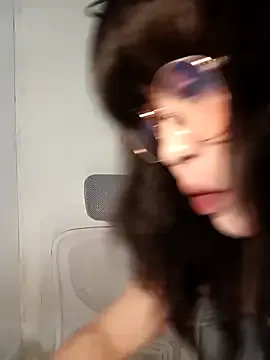 Chall_mee on StripChat