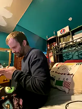 charactrzero on StripChat