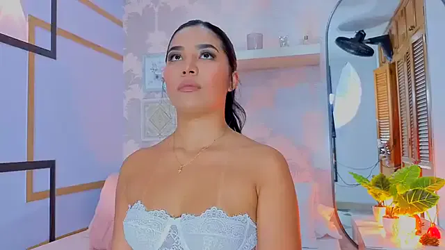 CharlotteGraay on StripChat