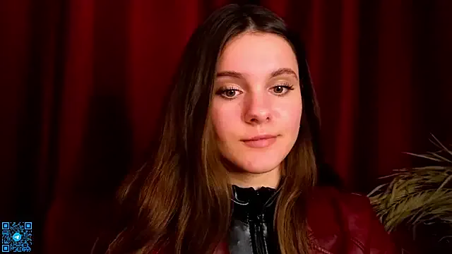 chloemilka on StripChat