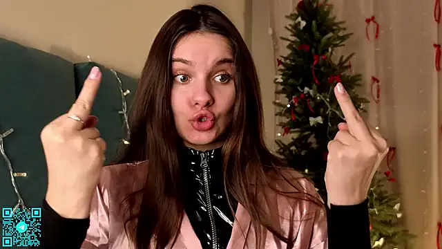 chloemilka on StripChat