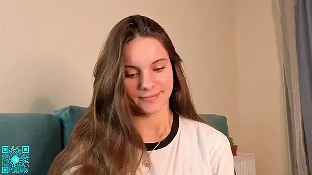 chloemilka on StripChat