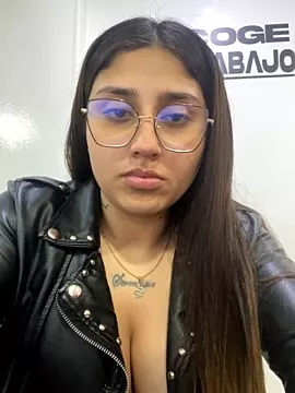 croftsmila on StripChat