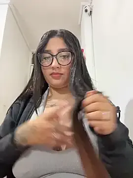 croftsmila on StripChat