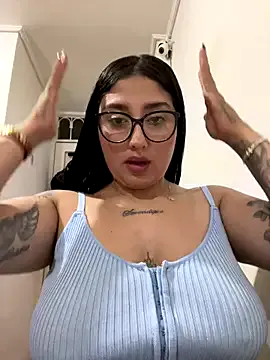 croftsmila on StripChat