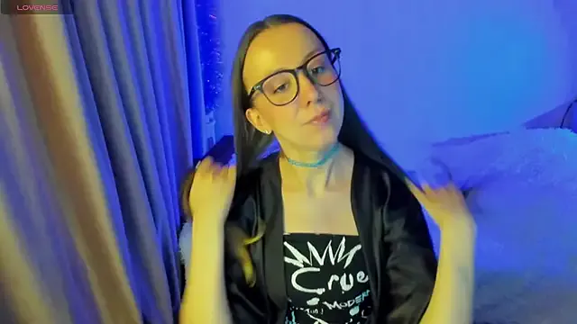 CurlySteph on StripChat