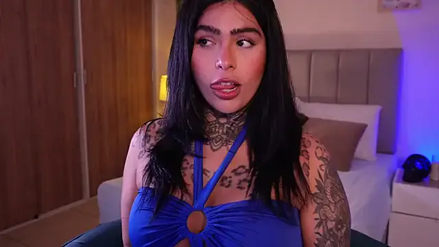 curvyliciousss on StripChat