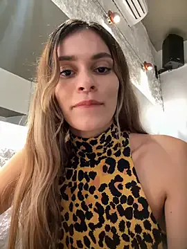 cuteluci_ on StripChat