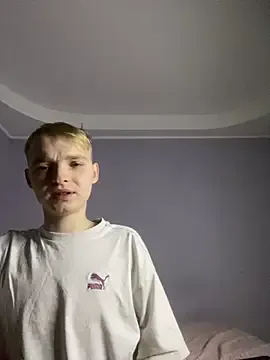 Dabi_002 on StripChat