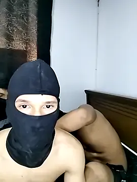 Danielraz on StripChat