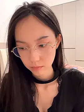 DD-52 on StripChat