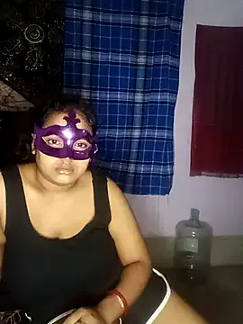 Deborbhavi222 on StripChat