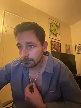 defbond420 on StripChat