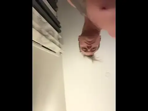 DILFiGuess1 on StripChat