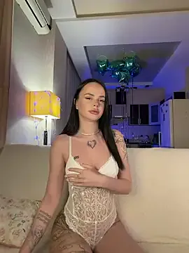 DinaTasty on StripChat