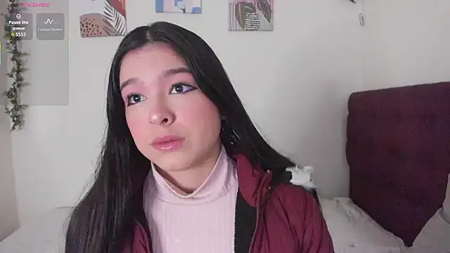 Dulcee_1 on StripChat