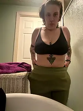 eggsma666 on StripChat