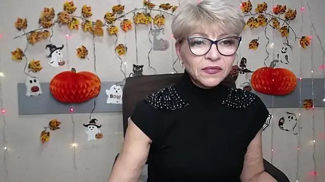 EllaBonito on StripChat 