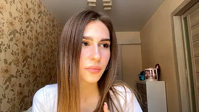 ElsieKuhlmann on StripChat