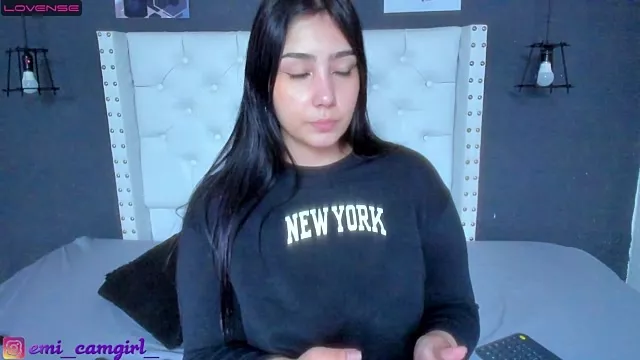 emily_campbell_ on StripChat