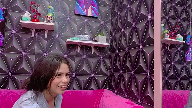 emilygrooe on StripChat