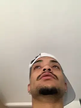 eross_chipre_ on StripChat