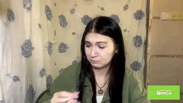 EstherKiester on StripChat