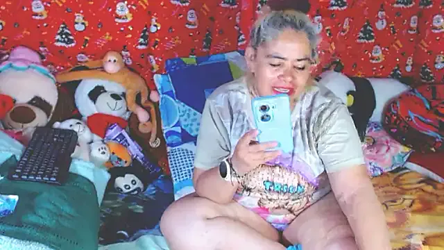 estrellita_fugaz16x on StripChat